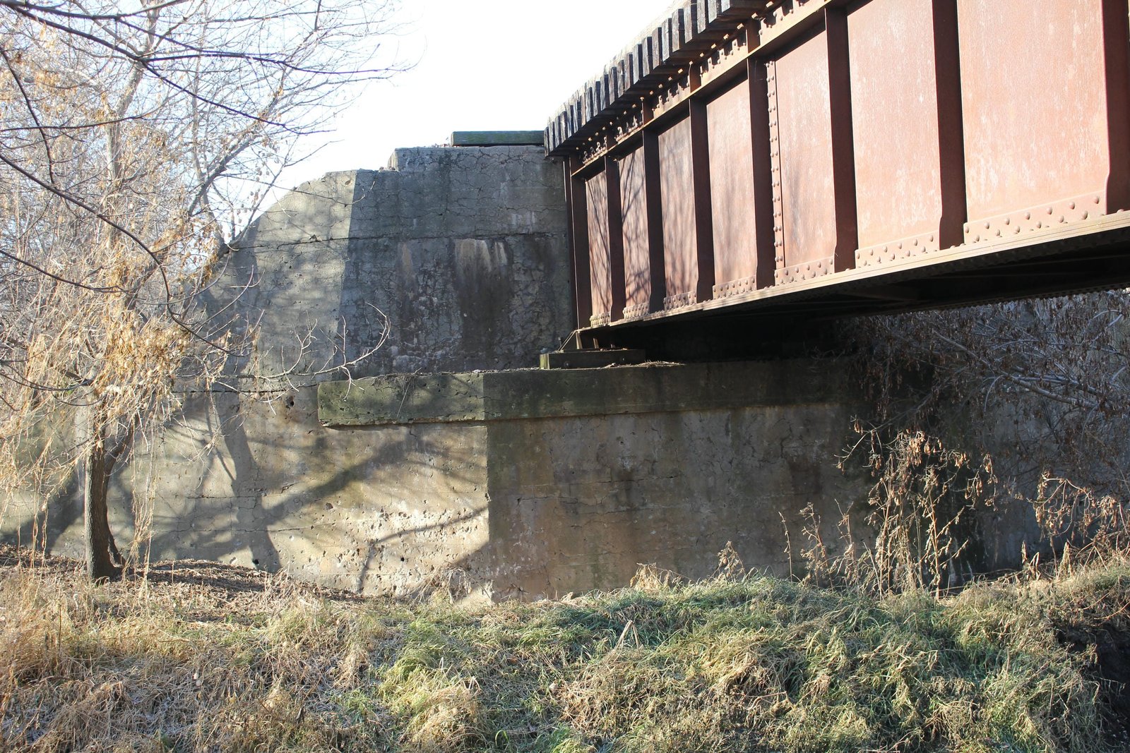 South abutment